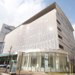 思い切った営業時間変更で残業削減<br>新人研修の見直しで離職率も改善