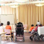 子育てが落ち着いた世代が、子育て世代を支える<br>循環型の両立支援