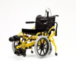 足こぎ車いす「ＣＯＧＹ」販売開始<br>協働ロボット３社の展示販売も